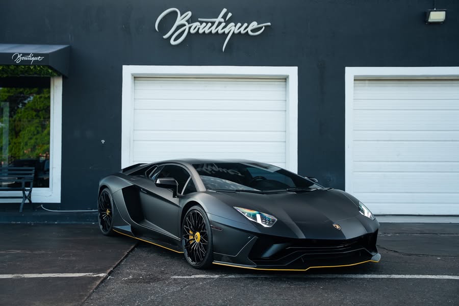 2018 Lamborghini Aventador S