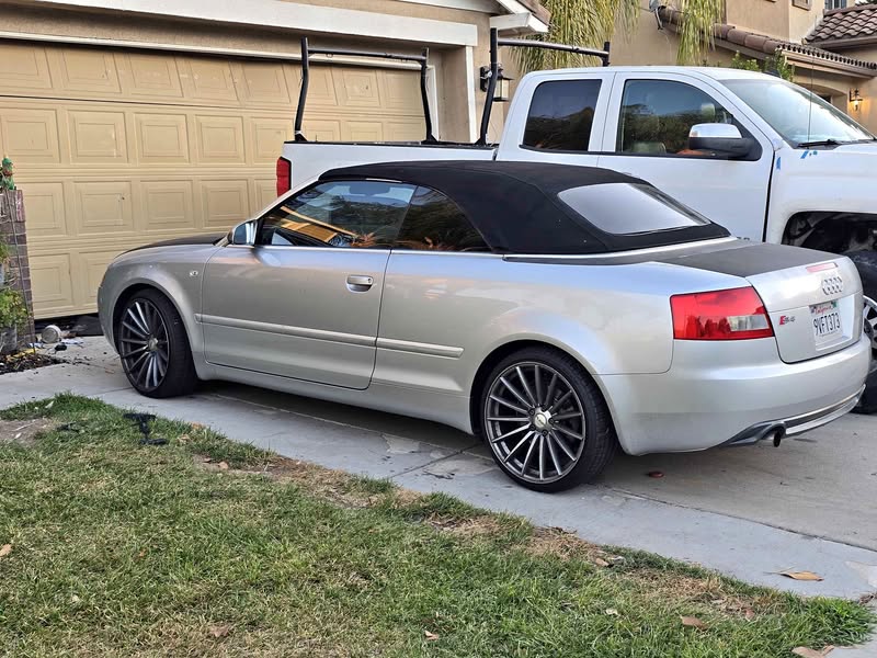 2005 Audi S4 - Quattro Cabriolet 2D