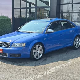 2004 Audi S4 quattro AWD 4dr Sedan