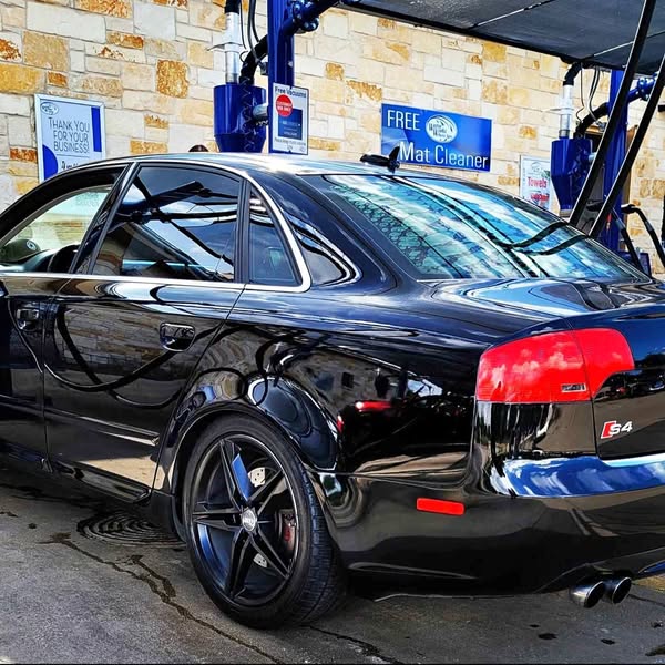 2005 Audi S4 (2005.5) - Quattro Sedan 4D