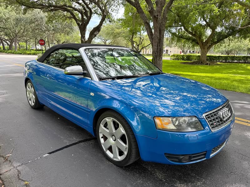 2005 Audi S4 - Quattro Cabriolet 2D