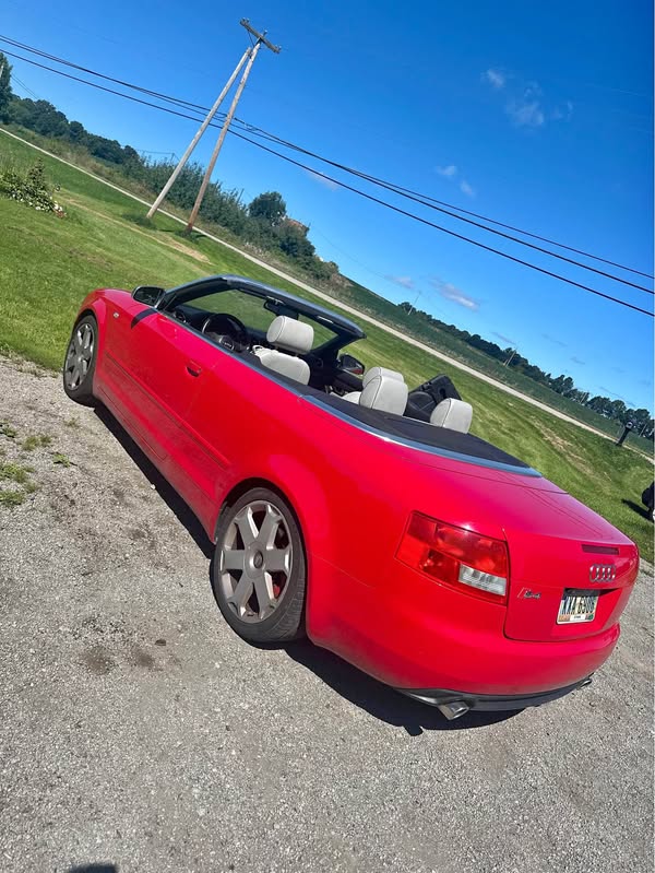 2005 Audi S4 - Quattro Cabriolet 2D