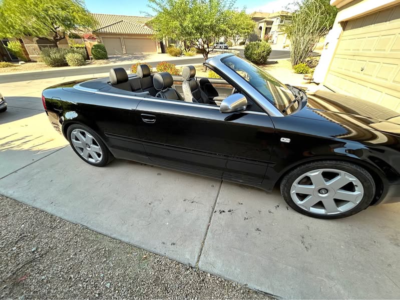 2004 Audi S4 - Quattro Cabriolet 2D