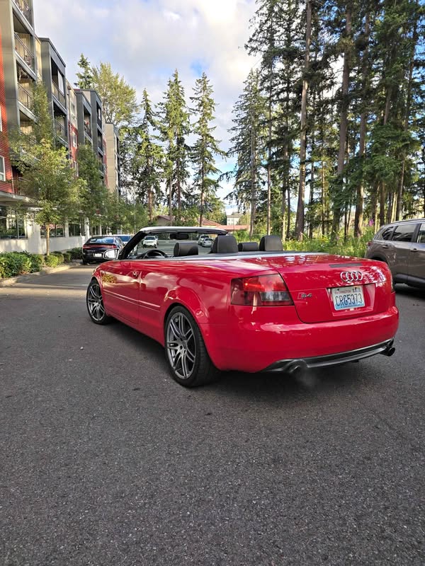 2005 Audi S4 - Quattro Cabriolet 2D