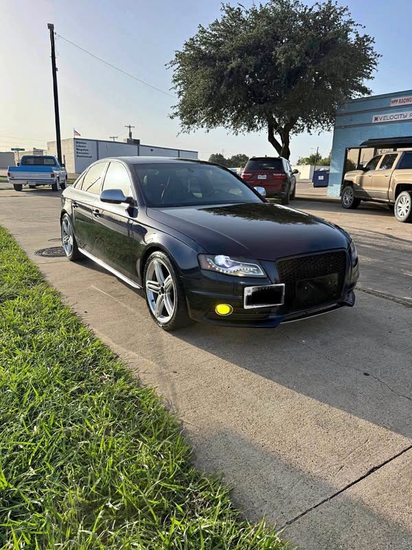2011 Audi S4 - Quattro Sedan 4D