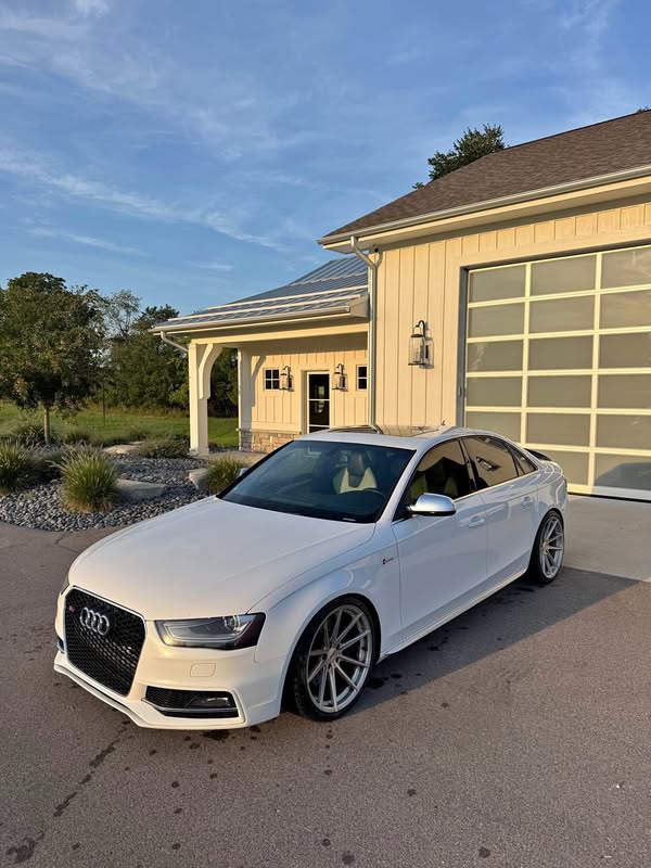 2013 Audi S4 - Quattro Premium plus