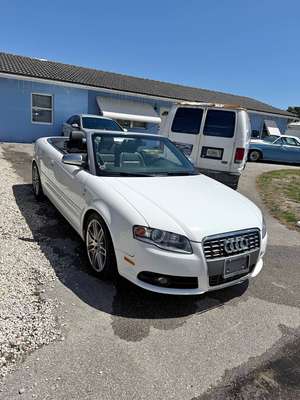 2009 Audi S4 - Quattro Cabriolet 2D