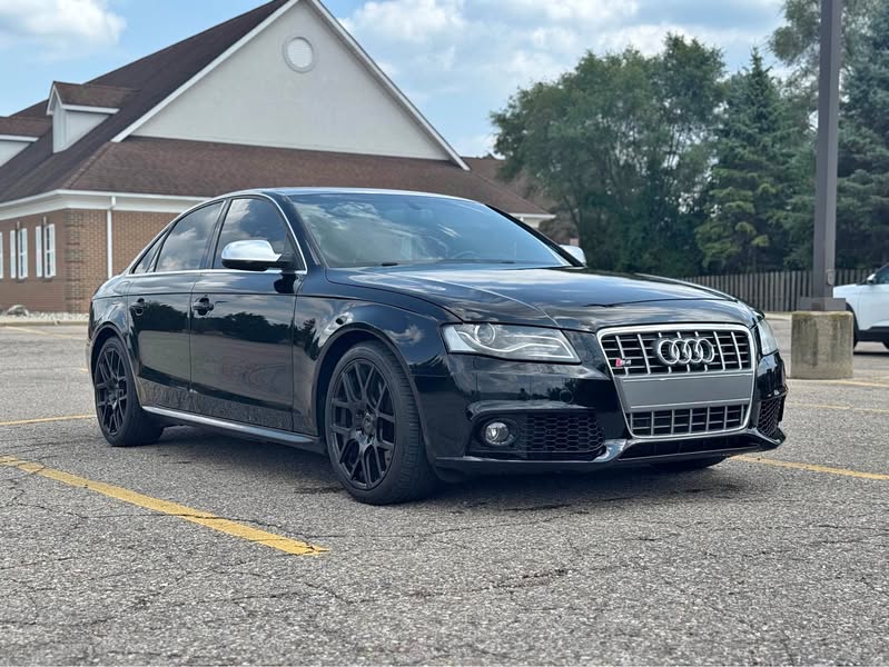 2010 Audi S4 - Premium