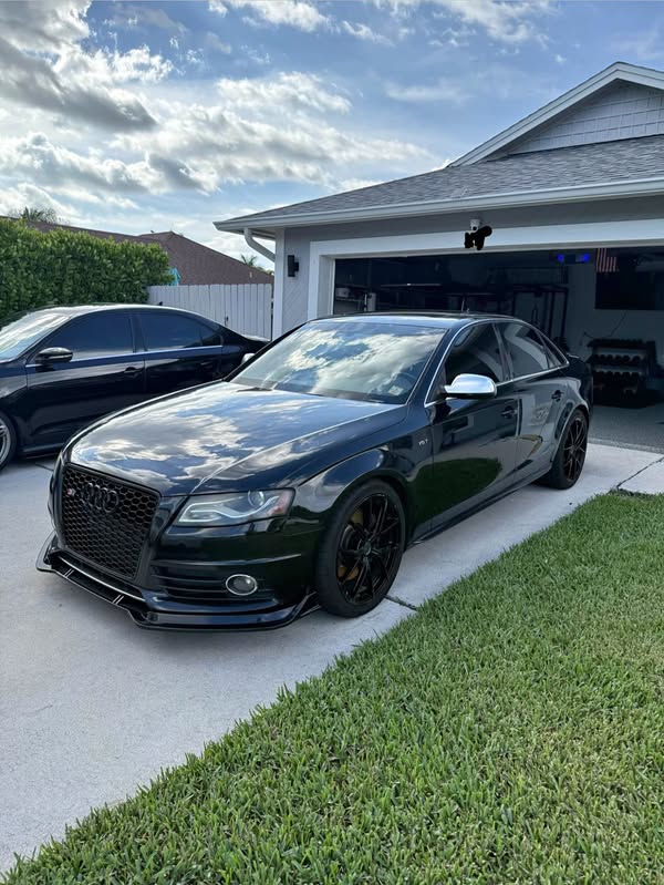 2012 Audi S4 - Prestige Sedan 4D