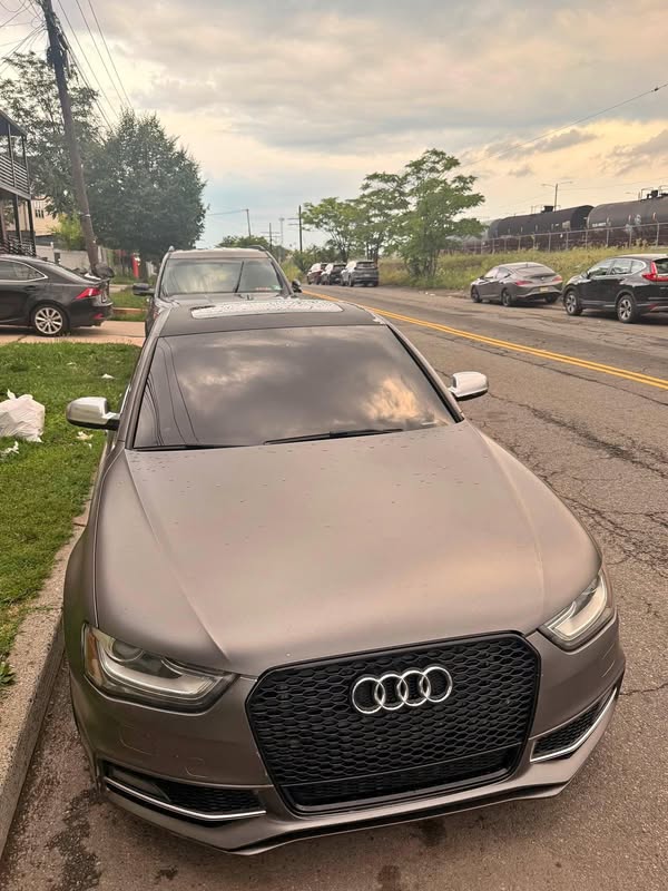 2013 Audi S4 - Premium