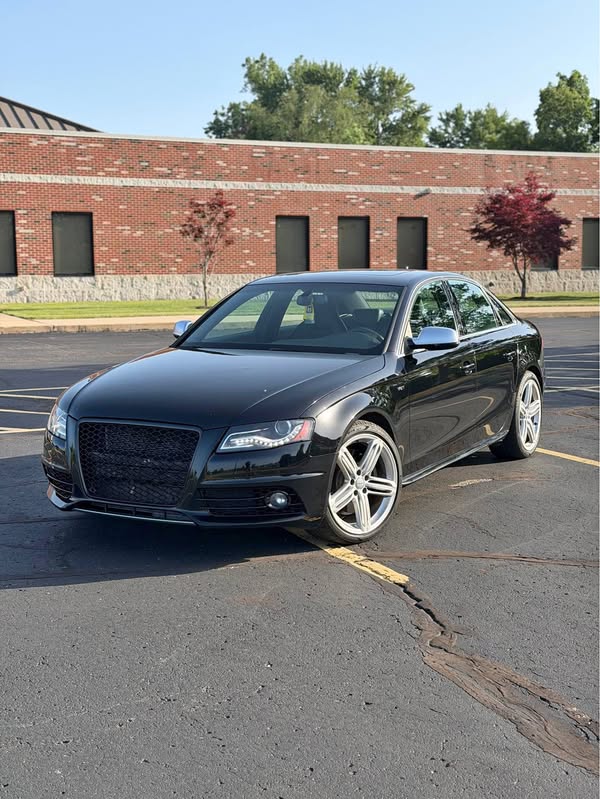 2010 Audi S4 - Prestige Sedan 4D