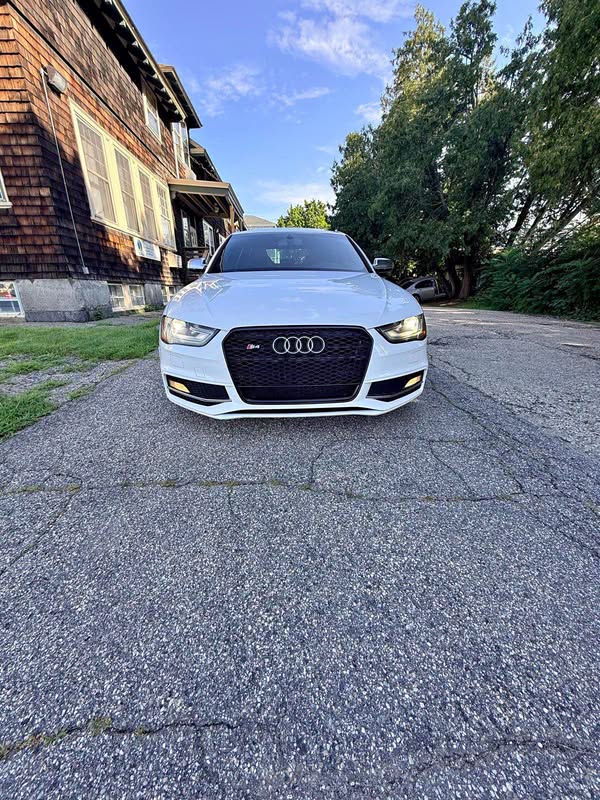2013 Audi S4 - Quattro prestige sedan 4D