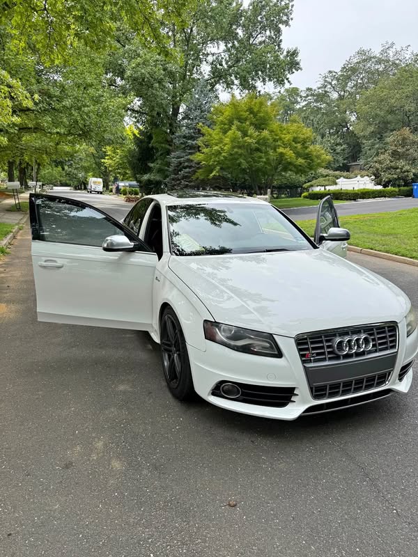 2011 Audi S4 - 4 door Sedan