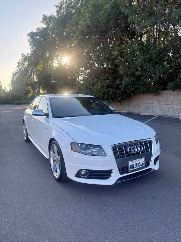 2012 Audi S4 - Quattro Sedan 4D