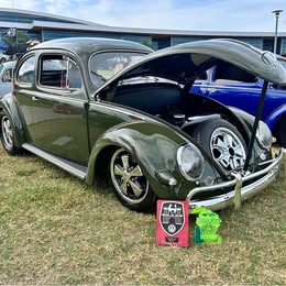 1957 Volkswagen Beetle - Hatchback 2D