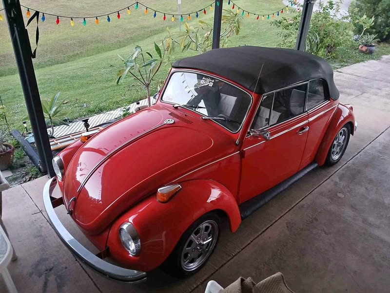 1972 Volkswagen Beetle - 2.5L Convertible 2D