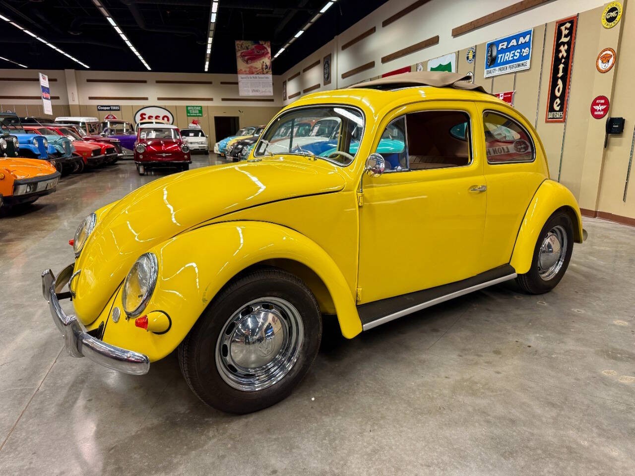 1963 Volkswagen Beetle sunroof / ragtop