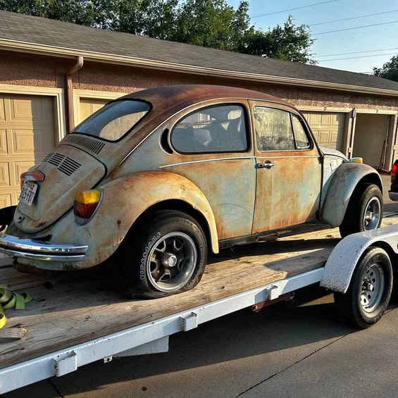 1973 Volkswagen Beetle - 1.8T Classic Hatchback 2D