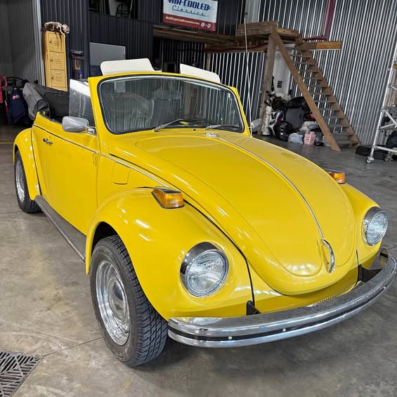 1972 Volkswagen Beetle - 1.8T Classic Convertible 2D