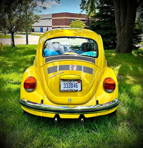 1973 Volkswagen Beetle - 1.8T Classic Hatchback 2D