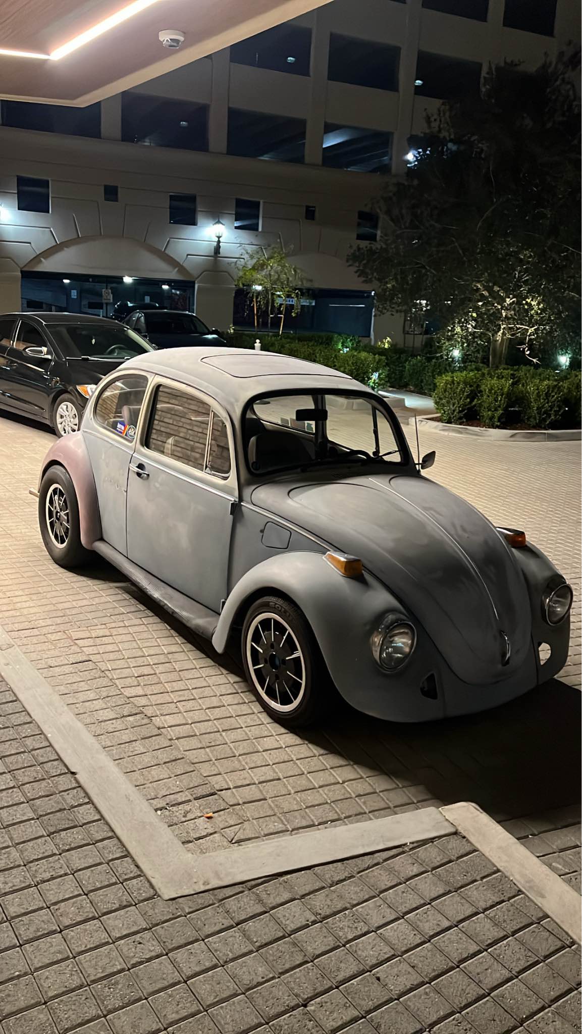 1976 Volkswagen Beetle - Sunroof
