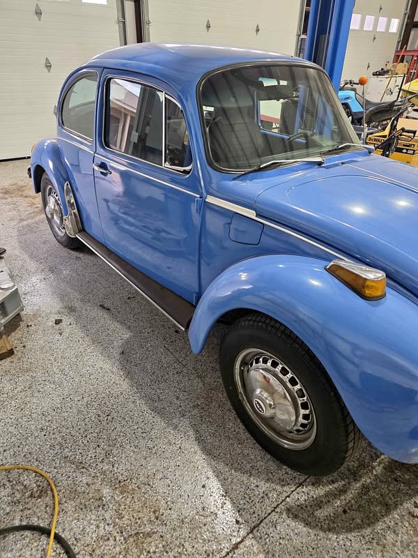 1974 Volkswagen Beetle - Hatchback 2D