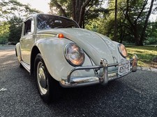 1966 Volkswagen Beetle - Classic Red interior White/beige Wolfsburg 4spd