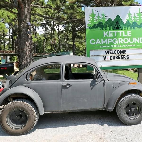 1975 Volkswagen Beetle Baja Bug