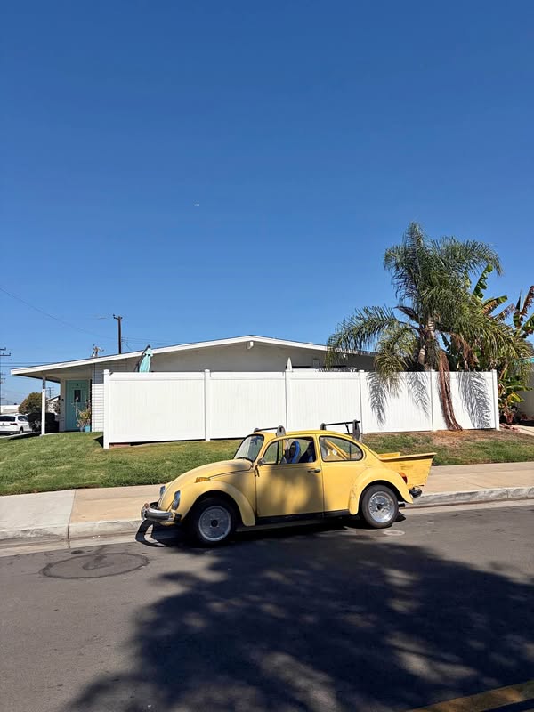 1974 Volkswagen Beetle - 2D