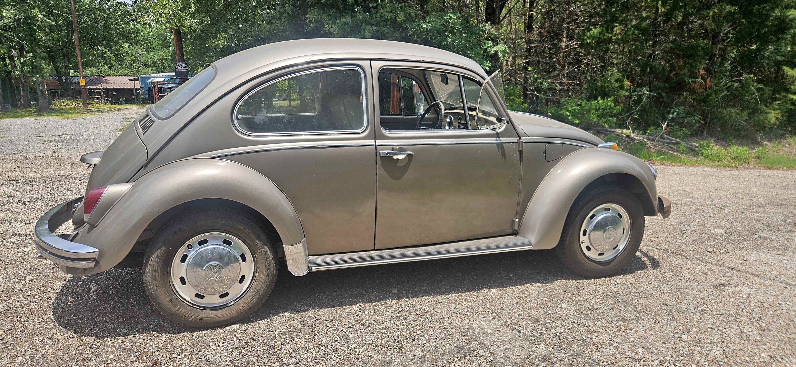 1969 Volkswagen Beetle - AUTO -STICK