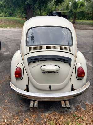 1972 Volkswagen super beetle trade