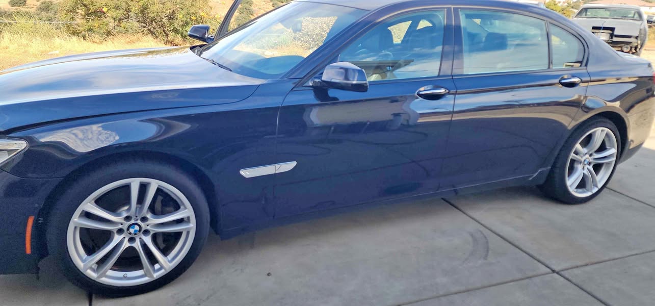 2013 BMW 750Li Alpina B7 M-spec