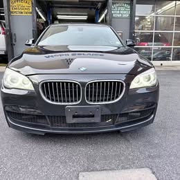2013 BMW 7 Series 750Li x Drive\/Alpina B7 xDrive