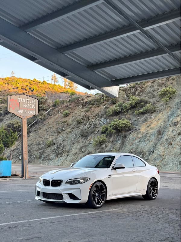 2017 BMW M2 - M2