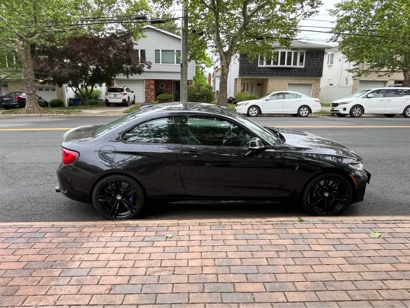 2017 BMW M2 - M2