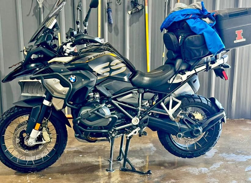 2019 BMW r1250gs exclusive