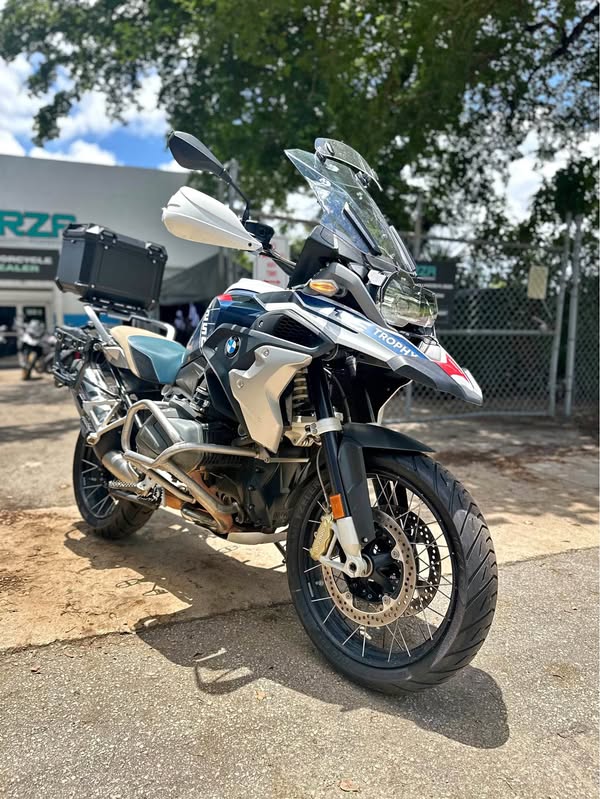 2023 BMW R1250gs