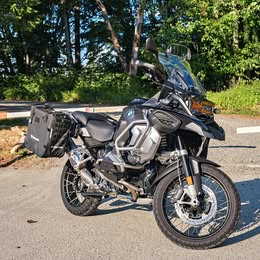 2022 BMW r1250gs adventure