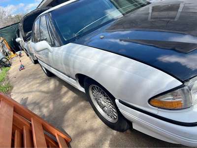 1994 Pontiac Bonneville - SE Sedan 4D