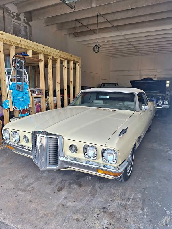 1970 Pontiac Bonneville - Catalina