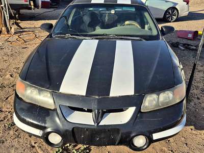 2001 Pontiac Bonneville - SLE Sedan 4D
