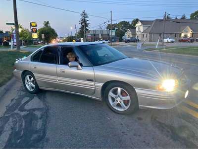 1998 Pontiac Bonneville - SSEi Sedan 4D