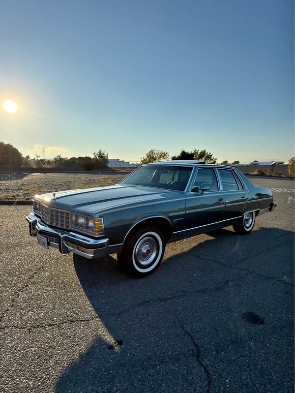 1977 Pontiac Bonneville