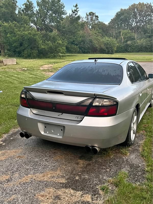 2005 Pontiac Bonneville - GXP Sedan 4D