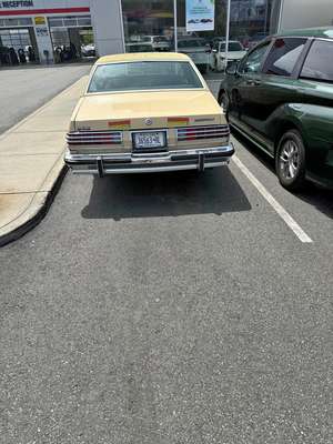 1977 Pontiac Bonneville - SSEi Sedan 4D