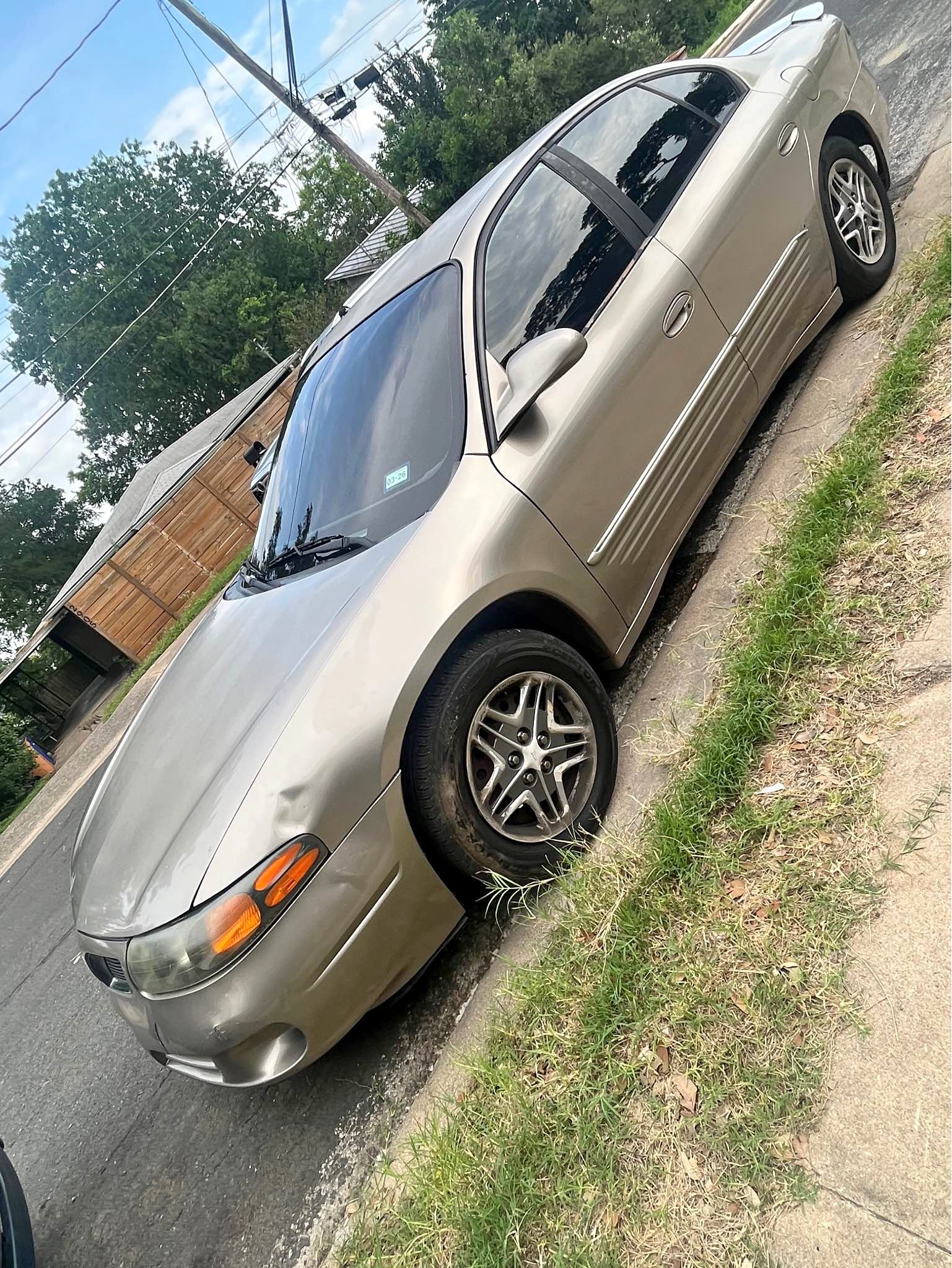 2003 Pontiac Bonneville - SE Sedan 4D