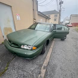 Pontiac Bonneville 1996