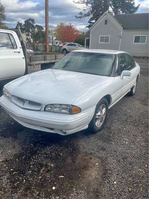 1999 Pontiac Bonneville - SLE Sedan 4D