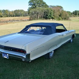 1965 Pontiac bonneville convertable