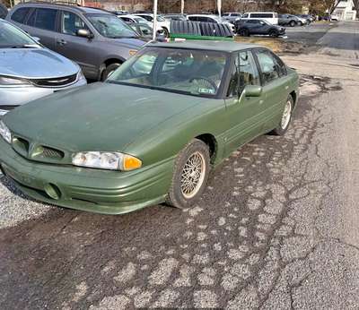 1996 Pontiac Bonneville - SLE Sedan 4D